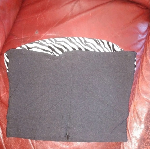 Fredrick's of Hollywood halter top - Picture 2 of 3